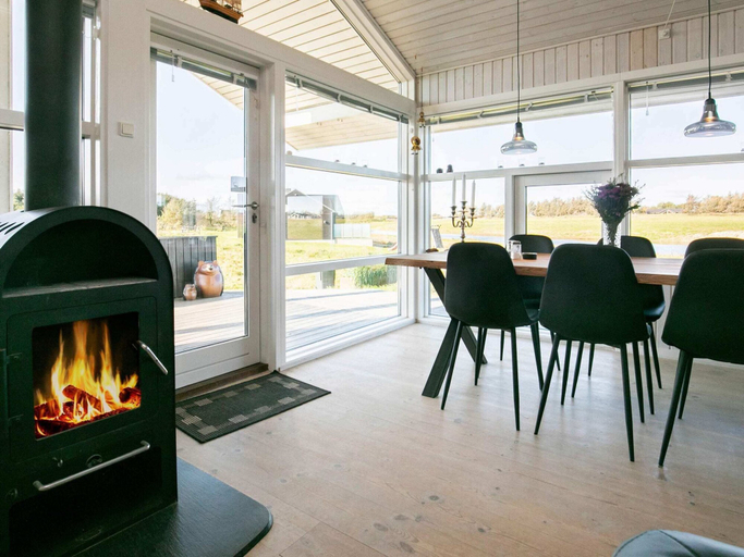 Others 4, 6 Person Holiday Home in Lokken, Hjørring