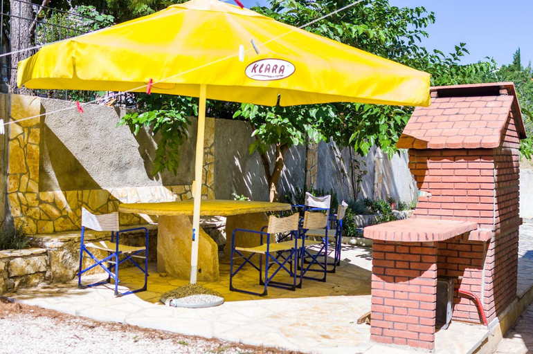 Others 2, Apartmani Tanja Pridraga, Novigrad