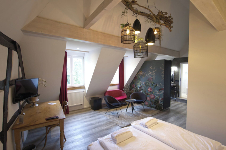 Bedroom 13