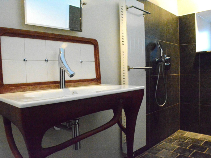 Bathroom 3, Villa With Hottub in Calm Area, Namur