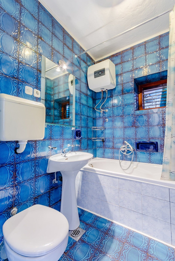 Bathroom 2, Villa Kosa - Two Bedroom Apartment With Terrace and Sea View, Brela
