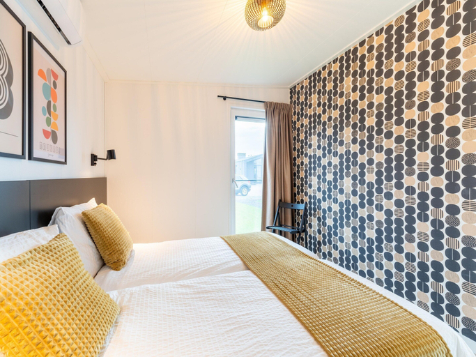 Room 2, Holiday Home in 't Groene Hart on the Water, Alkemade