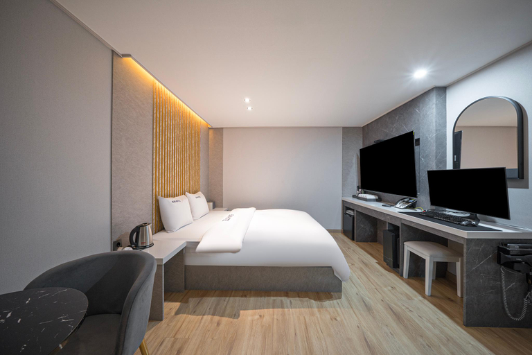 Bedroom, Gimcheon Sun, Gumi