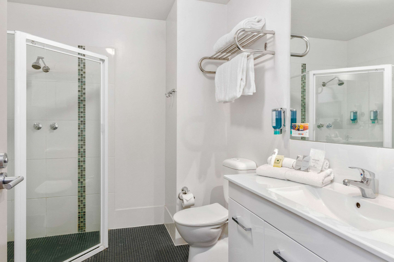 Bathroom 24
