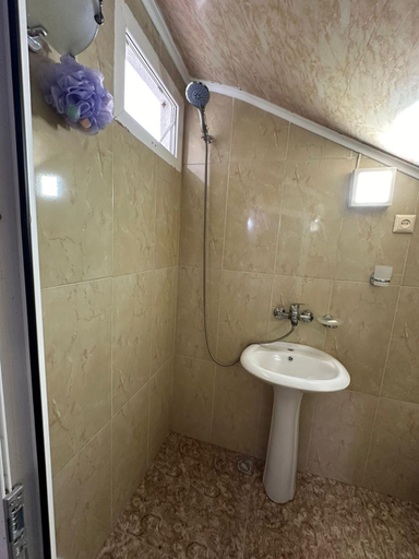Bathroom 2, Shamil House, Batumi