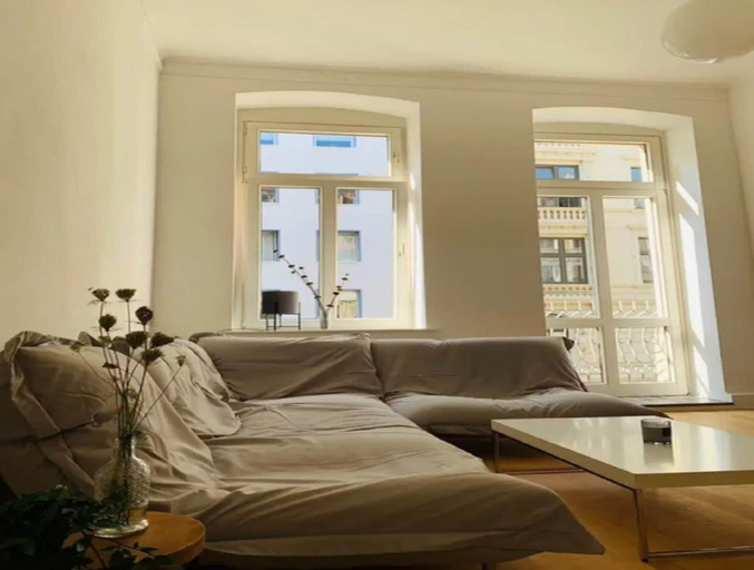 Living room 4, Inviting Holiday Home With Balcony or Terrace, Straubing