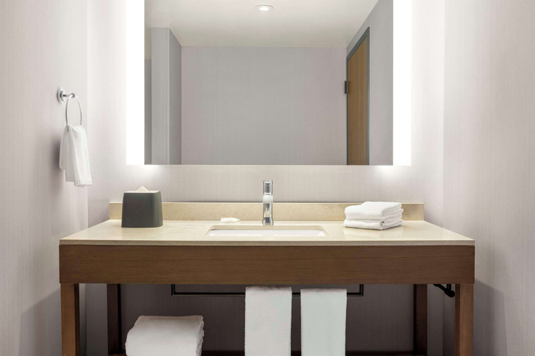 Bathroom 4, Hyatt Place Columbus/Polaris, Delaware