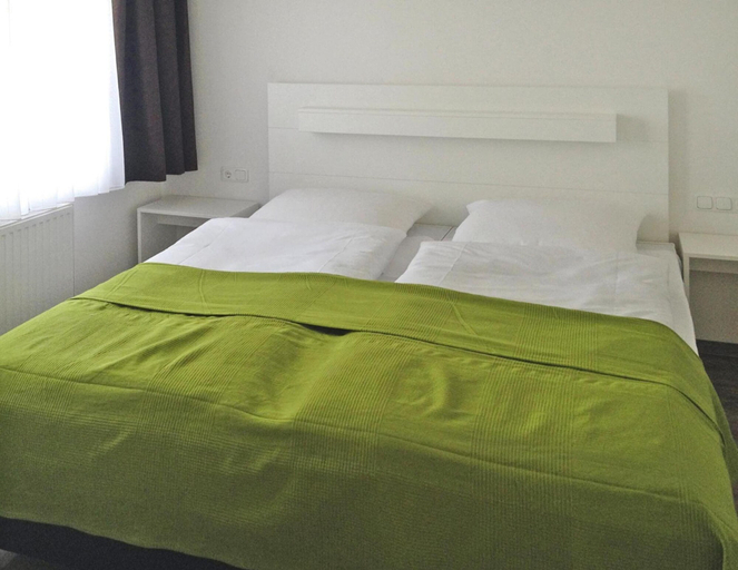 Room, Appartements am Heidensee in Schwerin, Schwerin