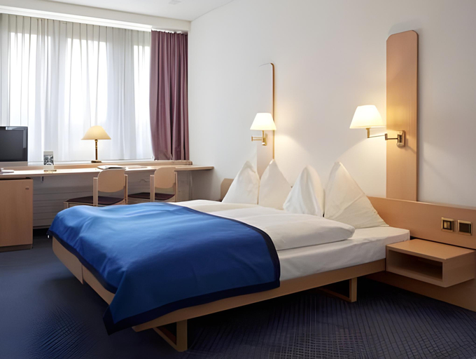 Bedroom 8