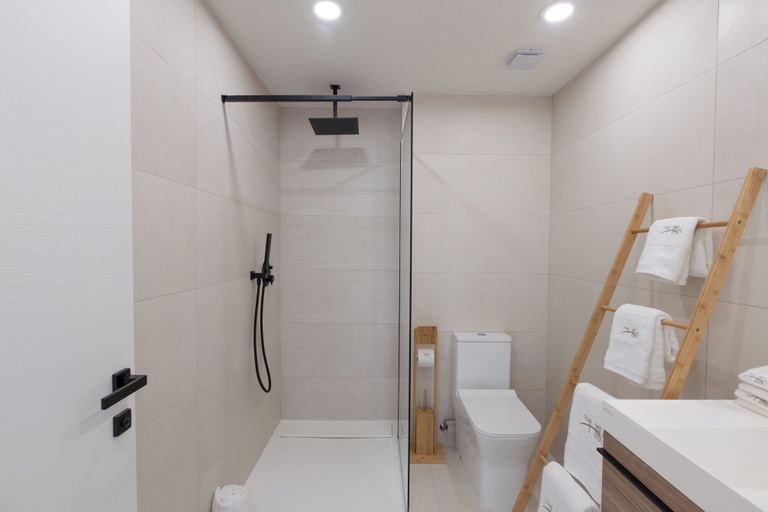 Bathroom 4, The Hills Residence
