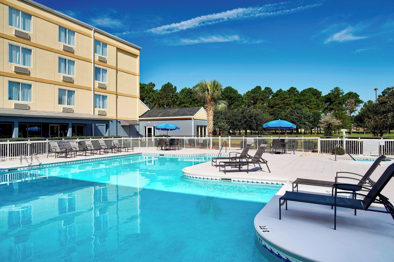 Sport & Beauty 5, Fairfield Inn by Marriott Myrtle Beach Broadway at the Beach, Horry