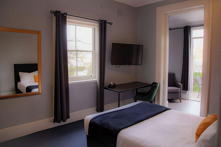 Bedroom 21