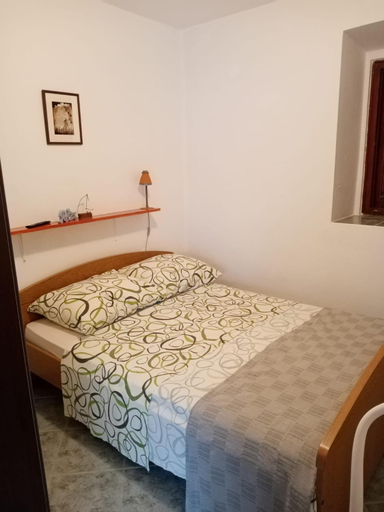 Bedroom 2, Apartmani Kamenica, Kali