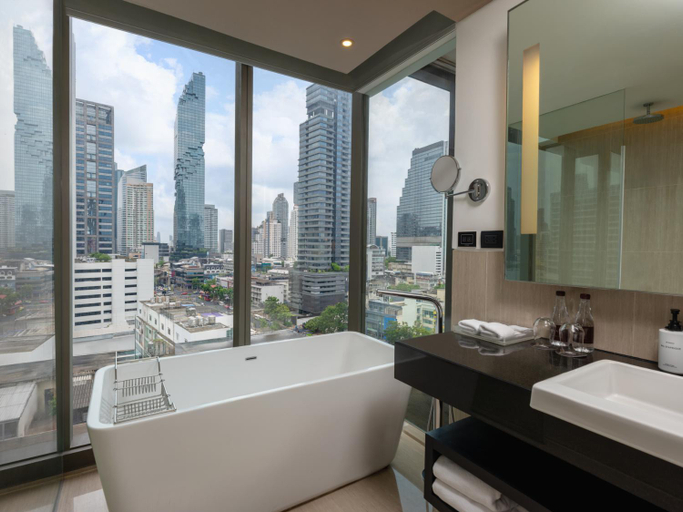 Bathroom 9