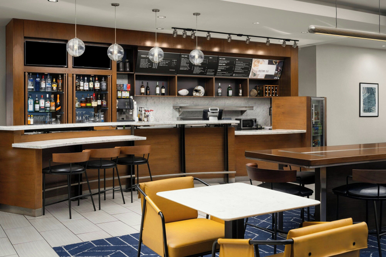 Food & Drinks 5, Courtyard by Marriott Sunnyvale Silicon Valley, Santa Clara