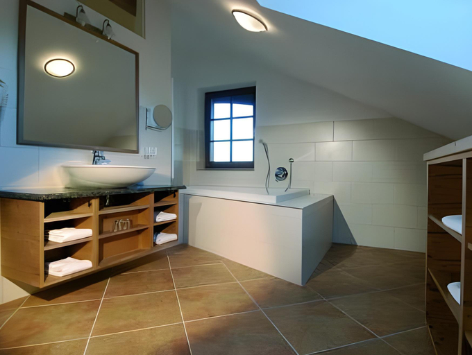 Bathroom 5