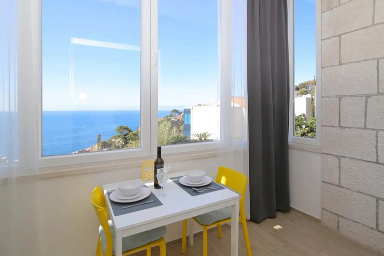 Dining 3, Apartment Miriam - Studio Apartment With Sea View, Dubrovnik
