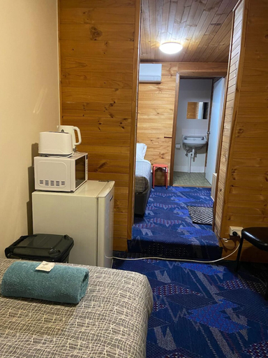 Bedroom 6