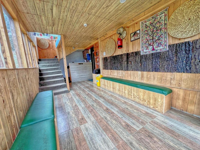 Sport & Beauty, Ramba Palace, Anantnag