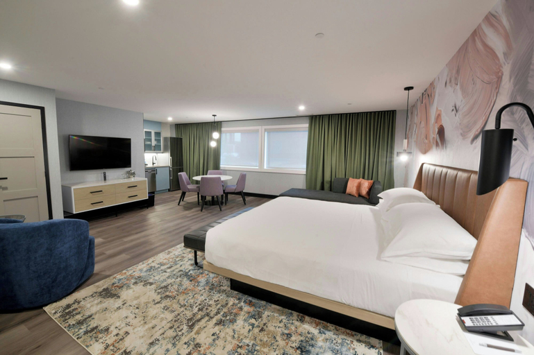 Bedroom 3, Sheraton Laval Hotel, Laval