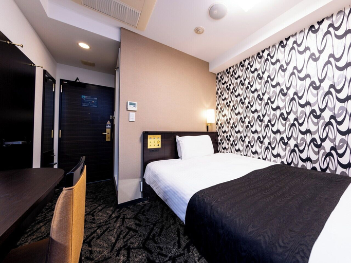 Bedroom 18