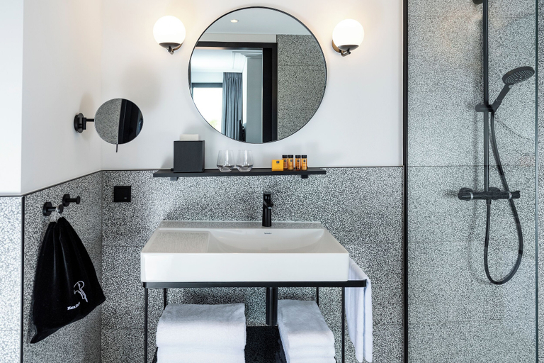 Bathroom 5, Hotel Schillerhof Weimar, Weimar