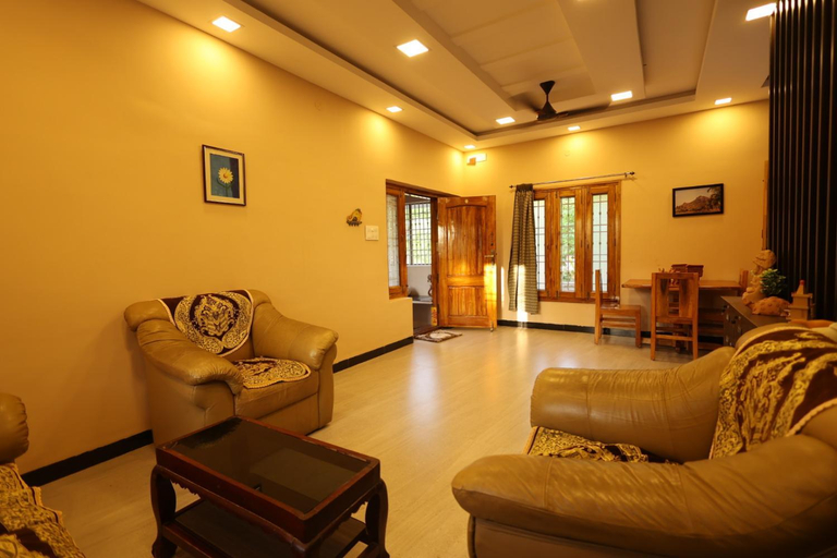 Others 4, Dwaraka Agaram Villa, Tiruvannamalai