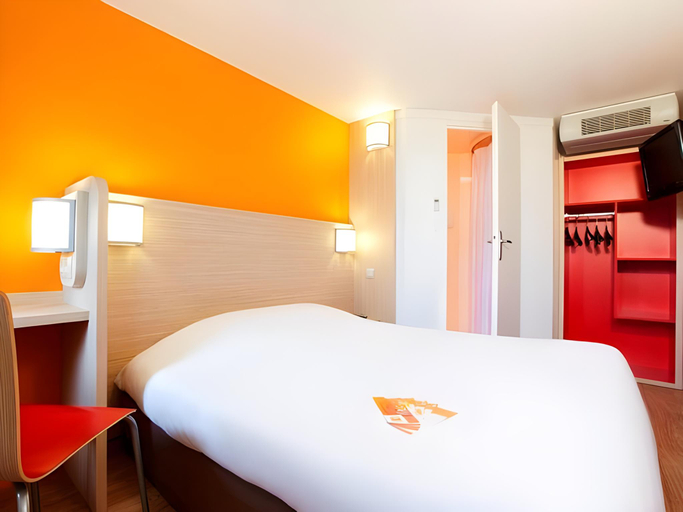 Bedroom 11