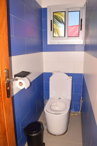 Bathroom 5, Les Gîtes de Kribi, Océan