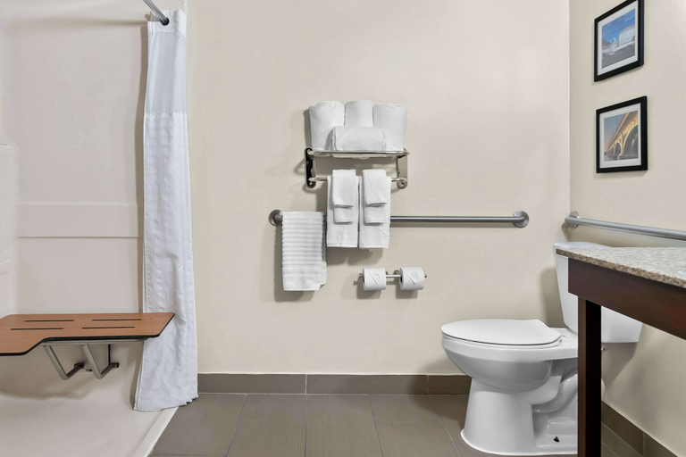 Bathroom 27