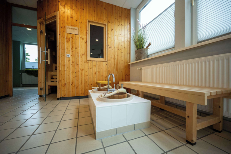 Bathroom 4, Best Western Hotel Prisma, Neumünster