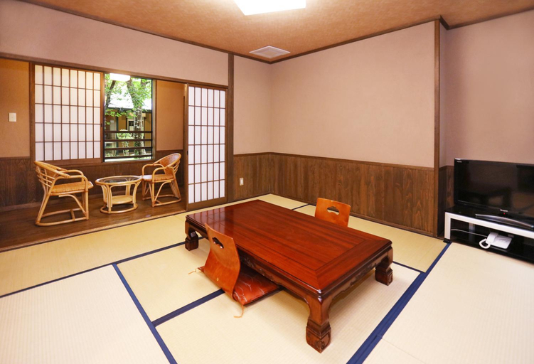 Others 3, 池の山荘, Hoshino