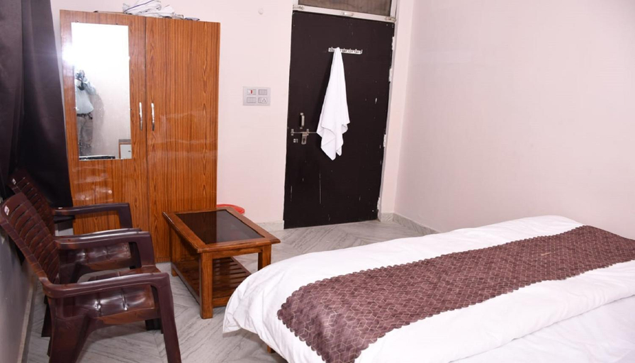 Others 4, Hotel Maa Pitambra, Faizabad