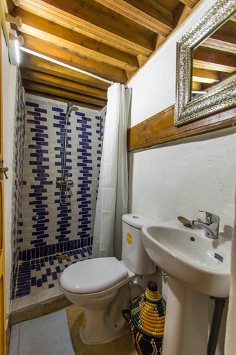 Bathroom 4, Dar Bhija, Zouagha-Moulay Yacoub