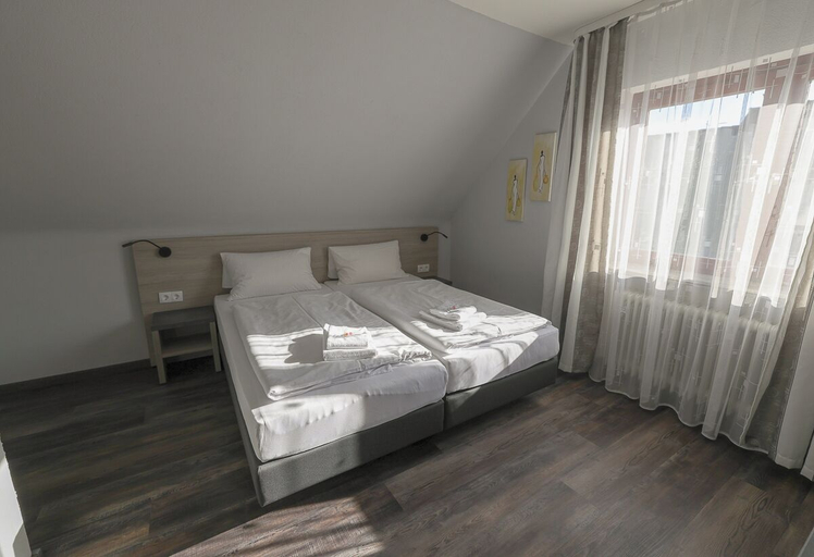 Bedroom 4, Landgasthof Arnold, Waldeck-Frankenberg