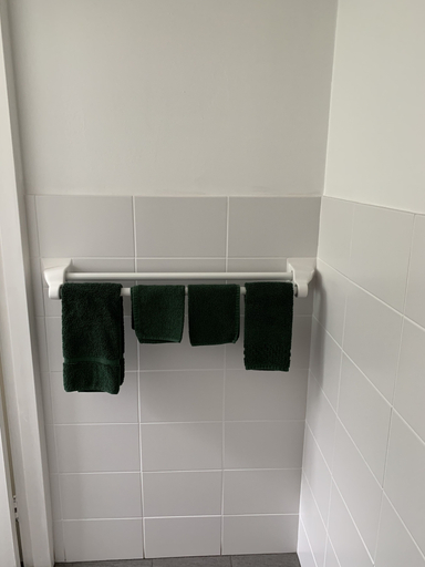 Bathroom 3, Mariner Motel, Port Macquarie-Hastings - Pt B