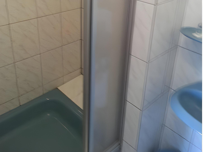 Bathroom 7