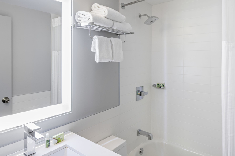 Bathroom 4, The Gatsby Hotel, New York
