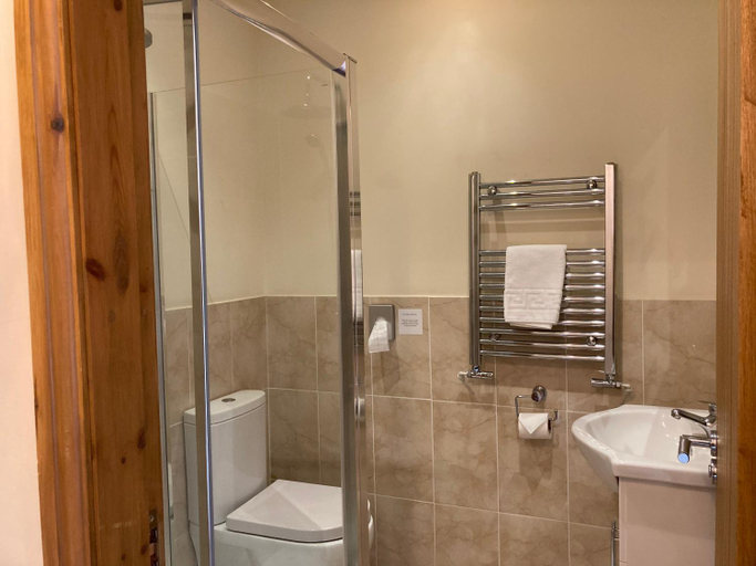 Bathroom 2, Pepper Street Rooms, Shropshire