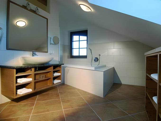 Bathroom 5