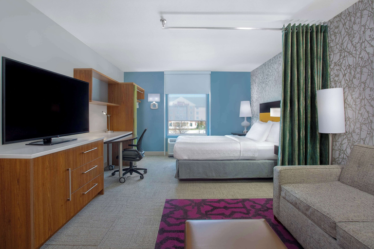 Bedroom 28
