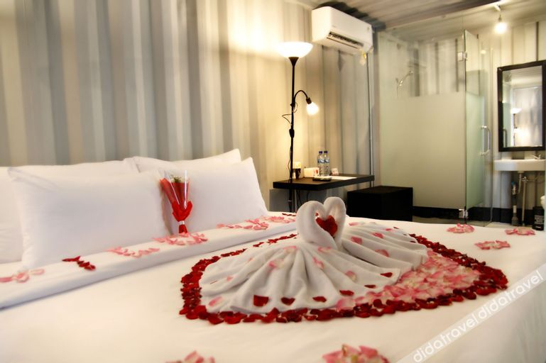 Bedroom, Urban Merdeka Bandung by Uhm, Bandung