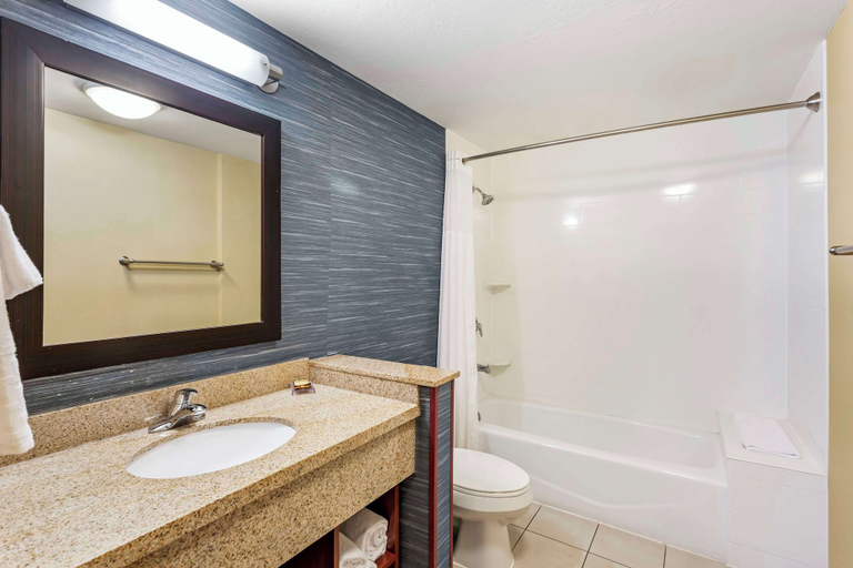 Bathroom 5, Best Western Plus Provo University Inn, Utah