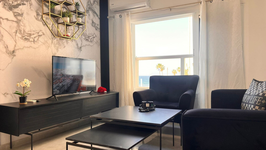 Others 5, Sea View Apartment