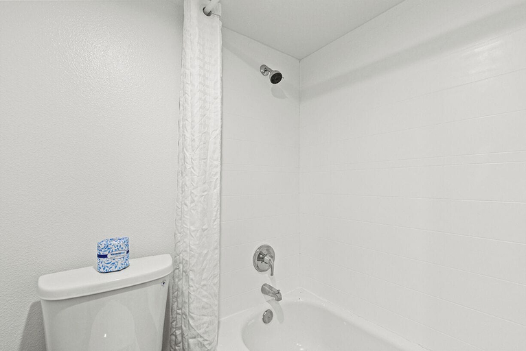Bathroom 3, The Reef At Seahaven Beach Resorts, Bay