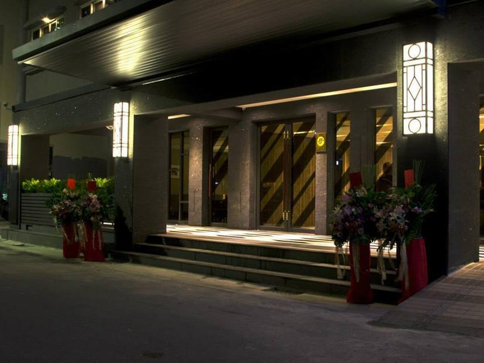 Exterior & Views 5, Royal Guest Hotel, Tainan