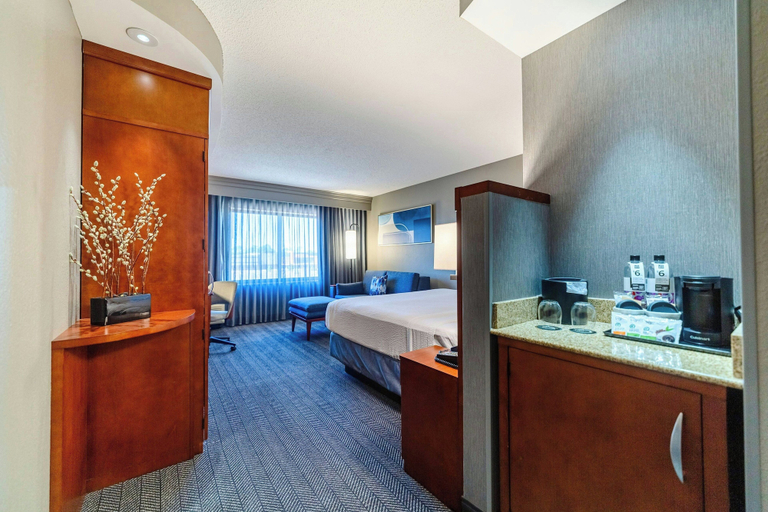 Bedroom 3, Courtyard by Marriott Biloxi North/D'Iberville, Harrison
