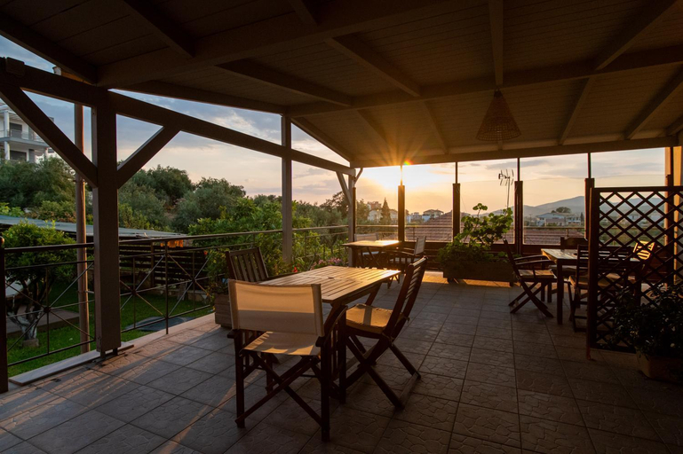Food & Drinks, Kanali Village apartments, Epirus