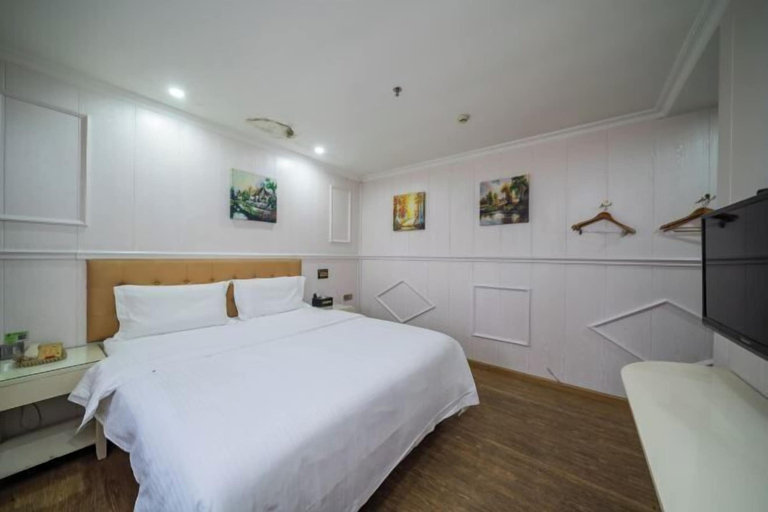 Bedroom 7