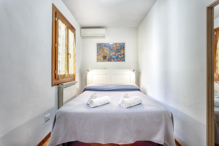 Bedroom 13
